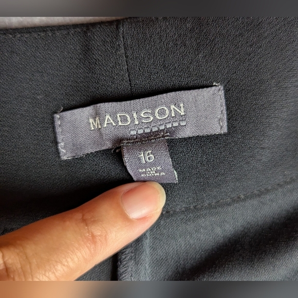 Madison Career Dress Pants Womens Size 16 Straight Leg Pockets Black NWT Rayon - Picture 8 of 10